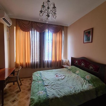 Hotel Camellia Kutaisi Zewnętrze zdjęcie
