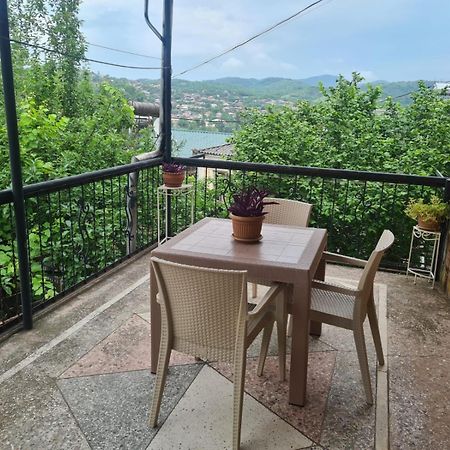 Hotel Camellia Kutaisi Zewnętrze zdjęcie